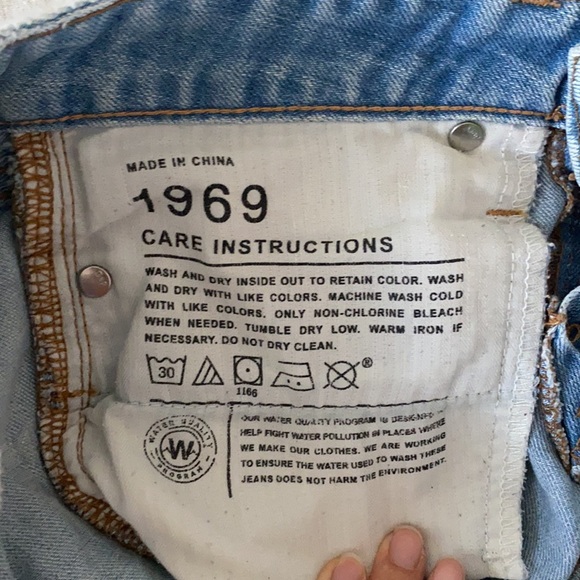 Gap Light Wash Distressed Skinny Jeans Size 25 - Picture 5 of 9